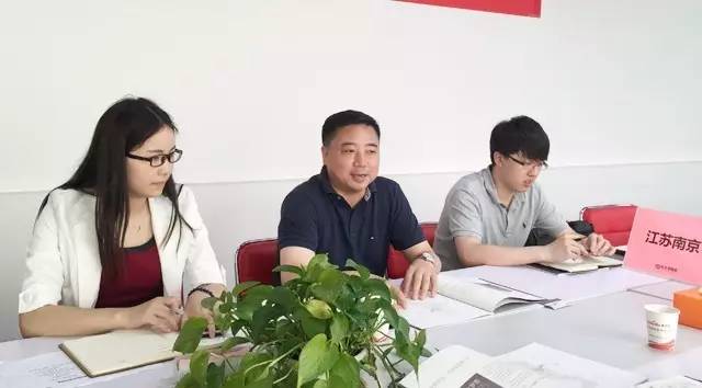 東方龍商務(wù)舉行四場投資選址項(xiàng)目政府對接會,并將同步推進(jìn)項(xiàng)目考察 東方龍商務(wù)舉行四場投資選址項(xiàng)目政府對接會,并將同步推進(jìn)項(xiàng)目考察