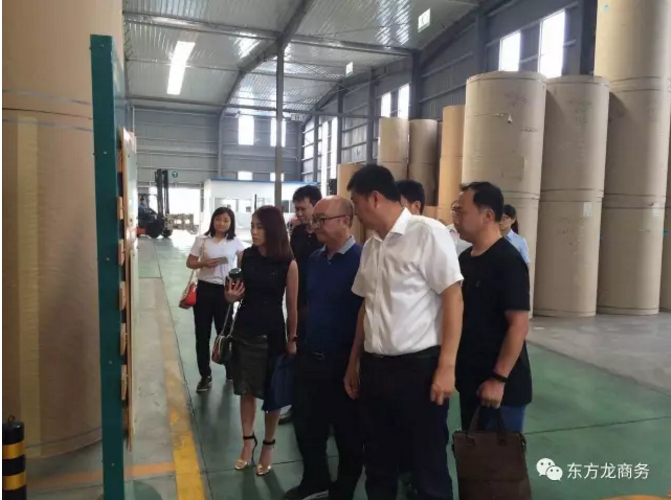陪同湖南張家界、江蘇邳州實地考察新型包裝材料投資選址項目企業，務實推進項目合作落地