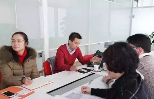 東方龍商務(wù)牽頭三六六高新科技企業(yè)與金朔投資達成投融資合作 東方龍商務(wù)牽頭三六六高新科技企業(yè)與金朔投資達成投融資合作