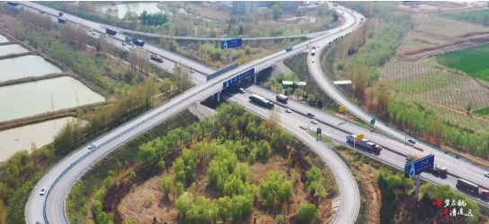 集團(tuán)全力助推河南開封順河回族區(qū)委托招商引資，推動(dòng)產(chǎn)業(yè)集聚，加快轉(zhuǎn)型升級