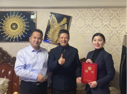 共同打造全國(guó)標(biāo)桿政府！集團(tuán)與新疆輪臺(tái)縣成功簽訂委托招商合作協(xié)議