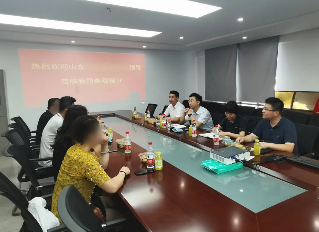 國內(nèi)知名婚紗品牌深度合作商！山東某地方政府順利考察高檔婚紗禮服布料擴建投資選址項目企業(yè)