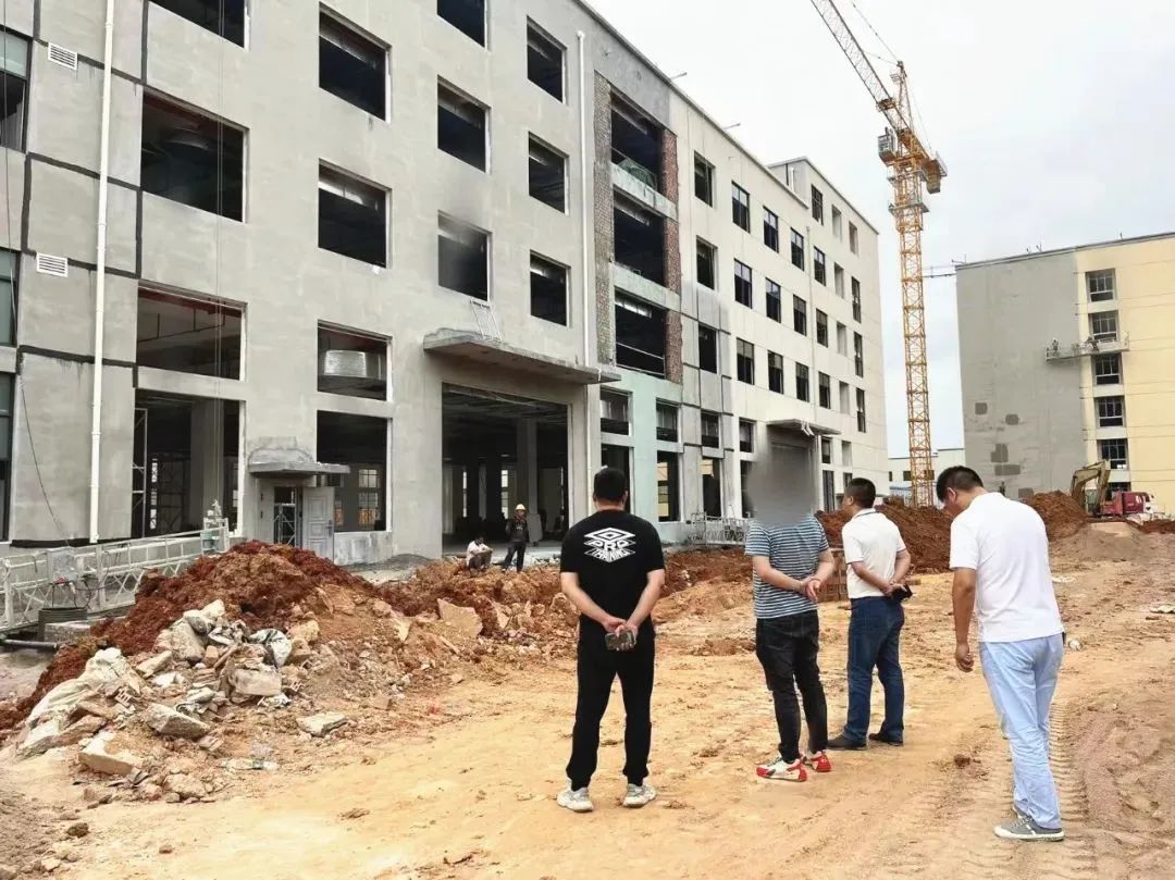 契合度高，市場份額持續攀升！消費電子專用鋰電池生產投資選址項目方實地考察湖南某地方政府