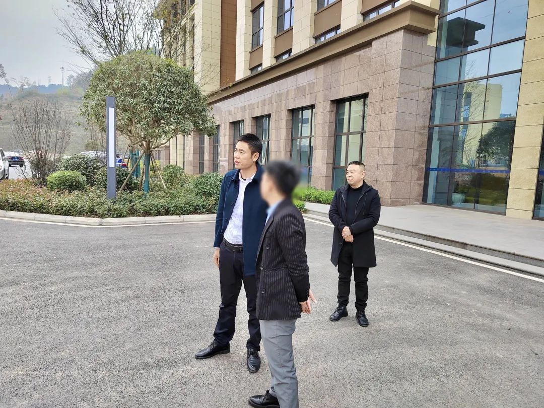 落地速度快，生產效益高！高端智能觸控屏生產投資選址項目方反向考察四川某地方政府