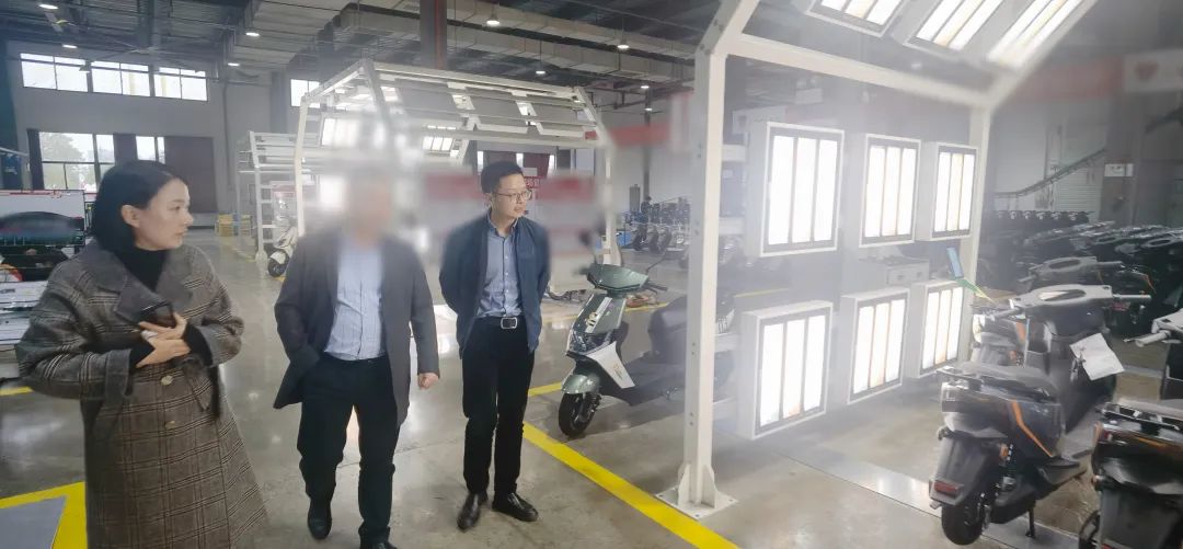 年產(chǎn)值10億！國際知名品牌新能源電動車擴建投資選址項目方反向考察重慶某地方政府