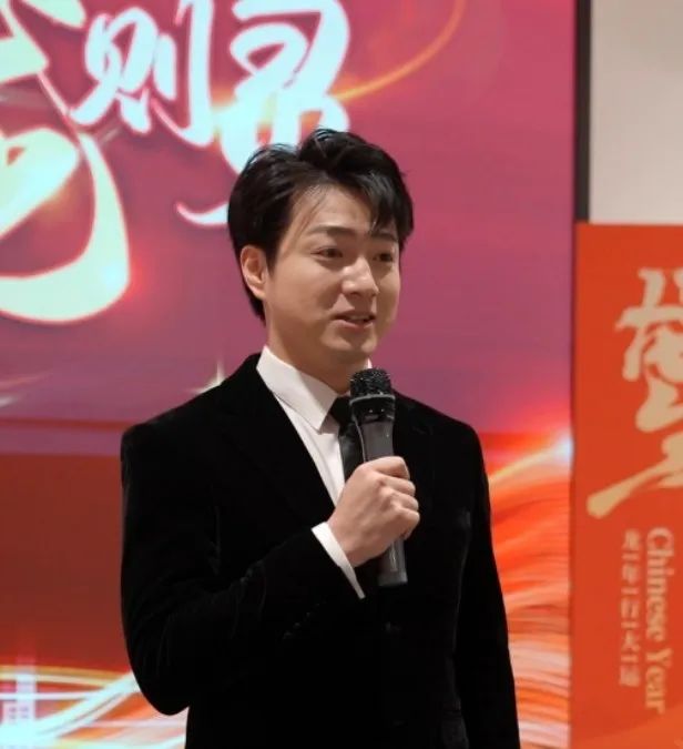 歡慶不止，夢想前行！東方龍商務集團“筑夢十年，有龍則靈”年度盛典圓滿落幕！