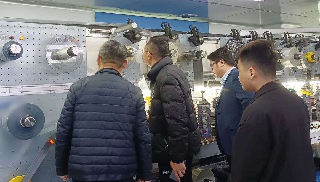行業技術領先，與知名消費類電子企業長期合作！廣東某地方政府實地對接專精特新消費電子導熱材料擴建投資選址項目