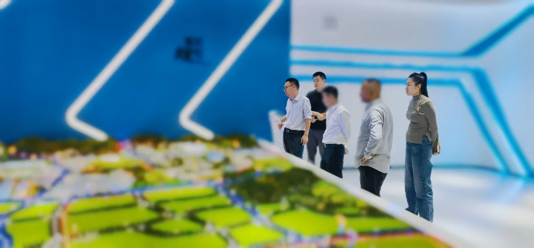 24小時完成雙向考察，東方龍商務服務效率再獲政企點贊！新能源鋰電池生產擴建投資選址項目方反向考察江西某地方政府