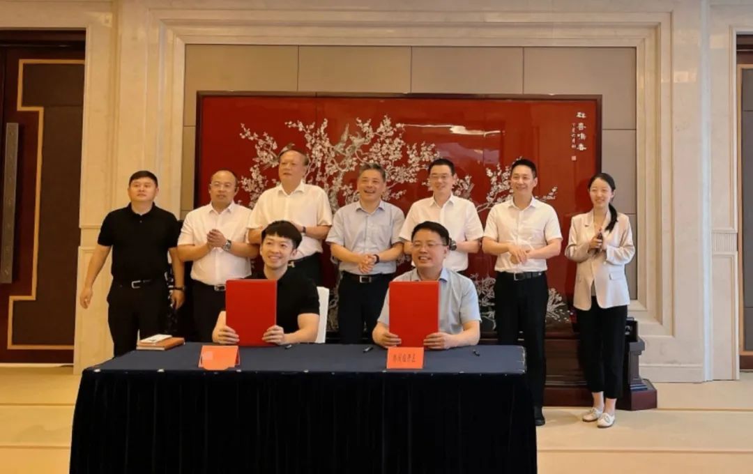 上海東方龍商務(wù)集團(tuán)2024年度專(zhuān)業(yè)招商十大新聞熱點(diǎn)一睹為快！