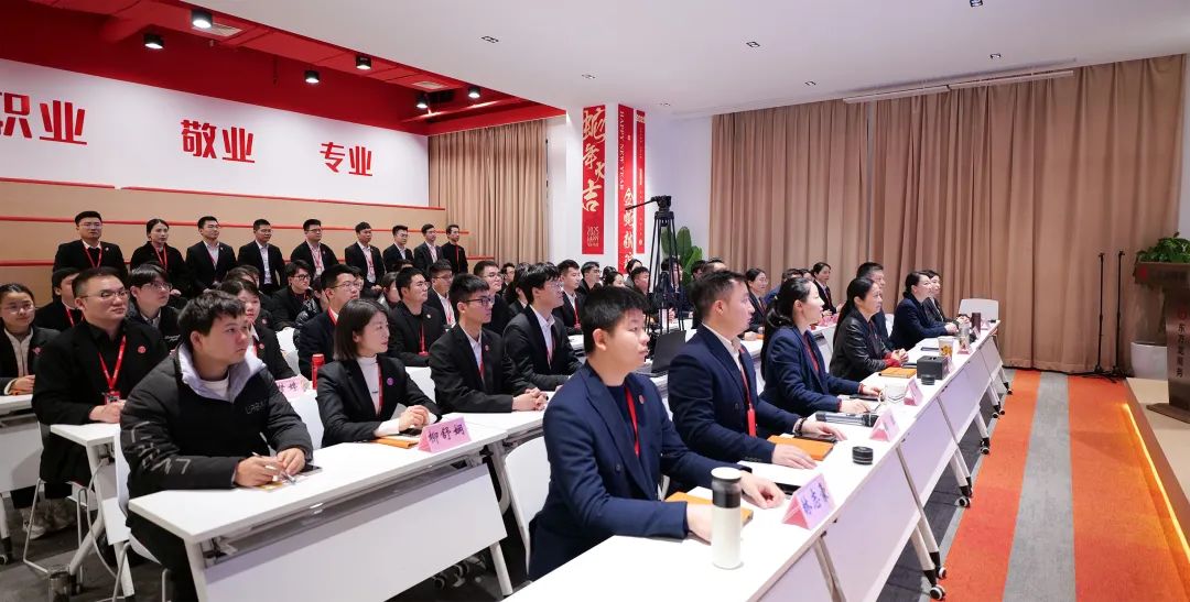 干字當(dāng)頭，項(xiàng)目上新“開門紅”！2月中旬，集團(tuán)共44個(gè)優(yōu)質(zhì)投資選址項(xiàng)目通過評(píng)估